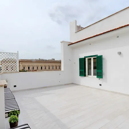 Monti - My Extra Apartment Rom